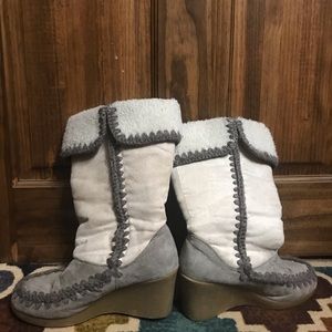 American Eagle Moccasin Boots